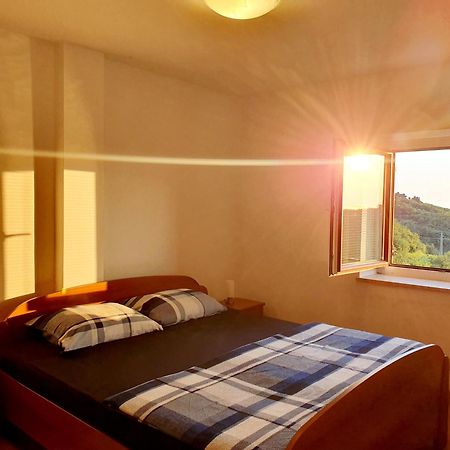 Forrest Apartment ปอร์โตรอซ ภายนอก รูปภาพ